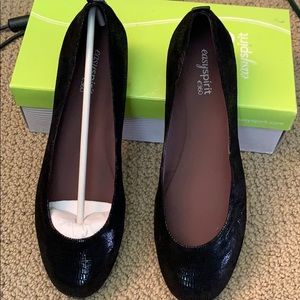 Easy Spirit Get City Bak flats 11 NIB